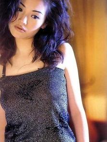 靠脱成名的女明星,揭秘靠脱成名的女明星逆袭之路